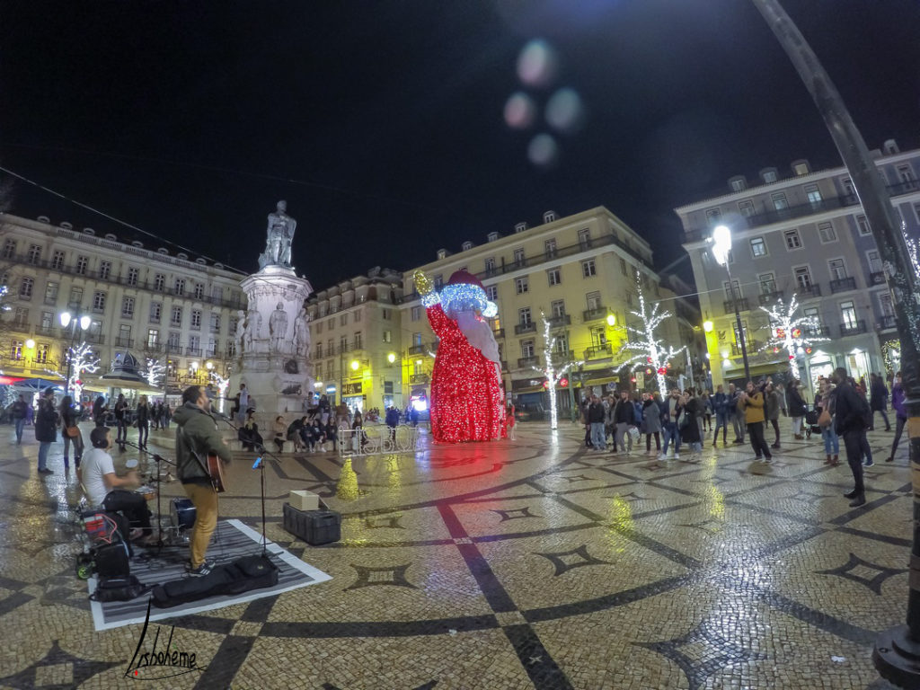 Place Luís de Camões, lumières de Noël de Lisbonne 2018